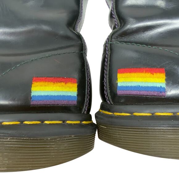 Dr. Martens 1460 FOR PRIDE 8 Eye Lace-Up Leather Boots Womens 6 / Mens 5 Unisex - Picture 13 of 16